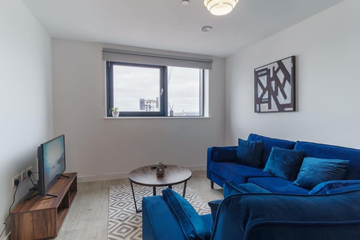 Stunning 2 Bed Apartment In Salford With Views Manchester Kültér fotó
